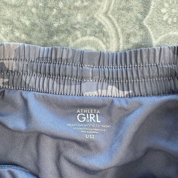 Athleta Girl Heart The Hustle Short - Picture 3 of 3